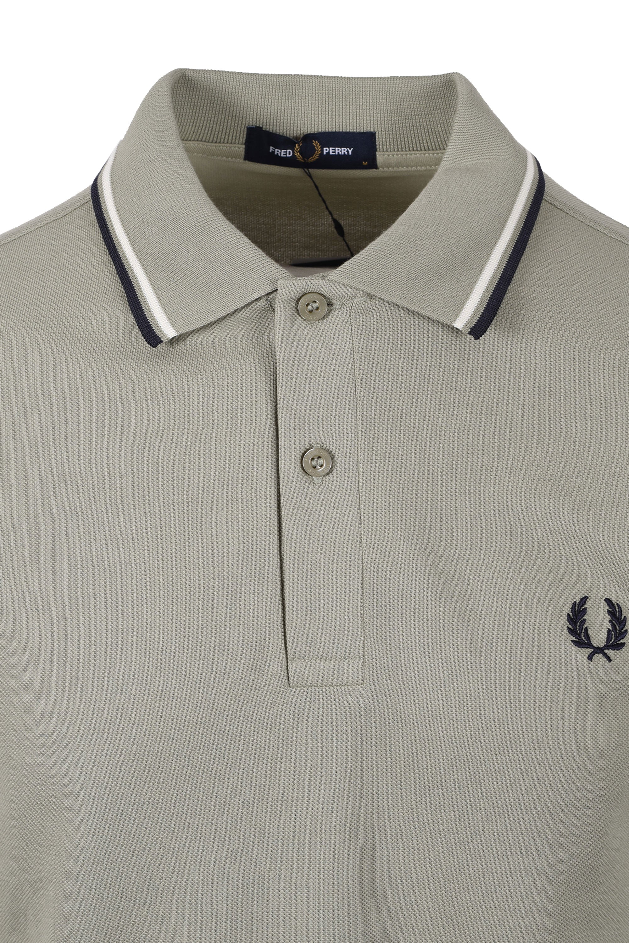 FRED PERRY TWIN TIPPED POLO SEAGRASS/ ECRU/ DARK AIRFORCE - Image 2