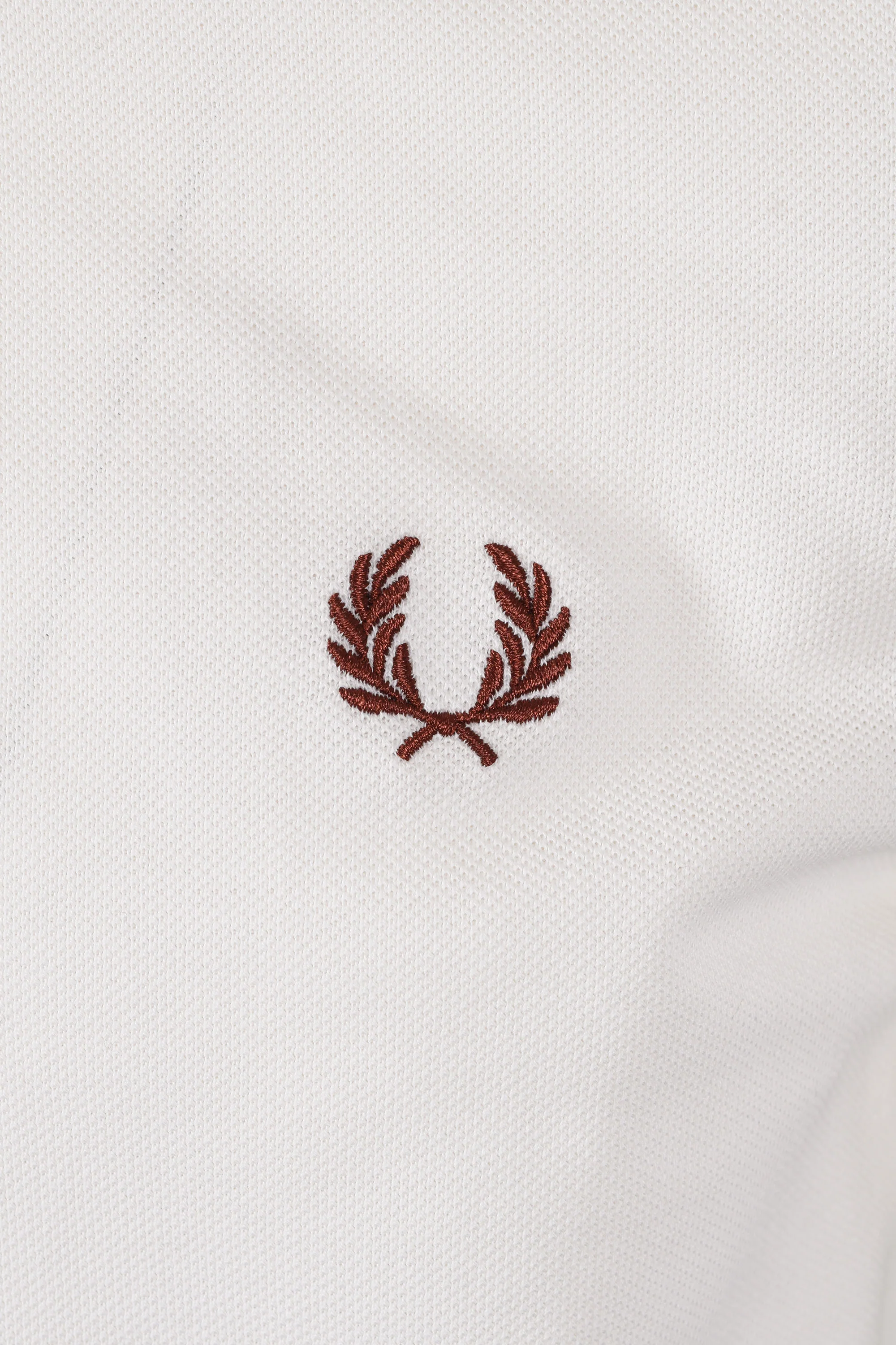FRED PERRY TWIN TIPPED POLO SNOW WHITE/ SILVER BLUE/ BRAND - Image 3